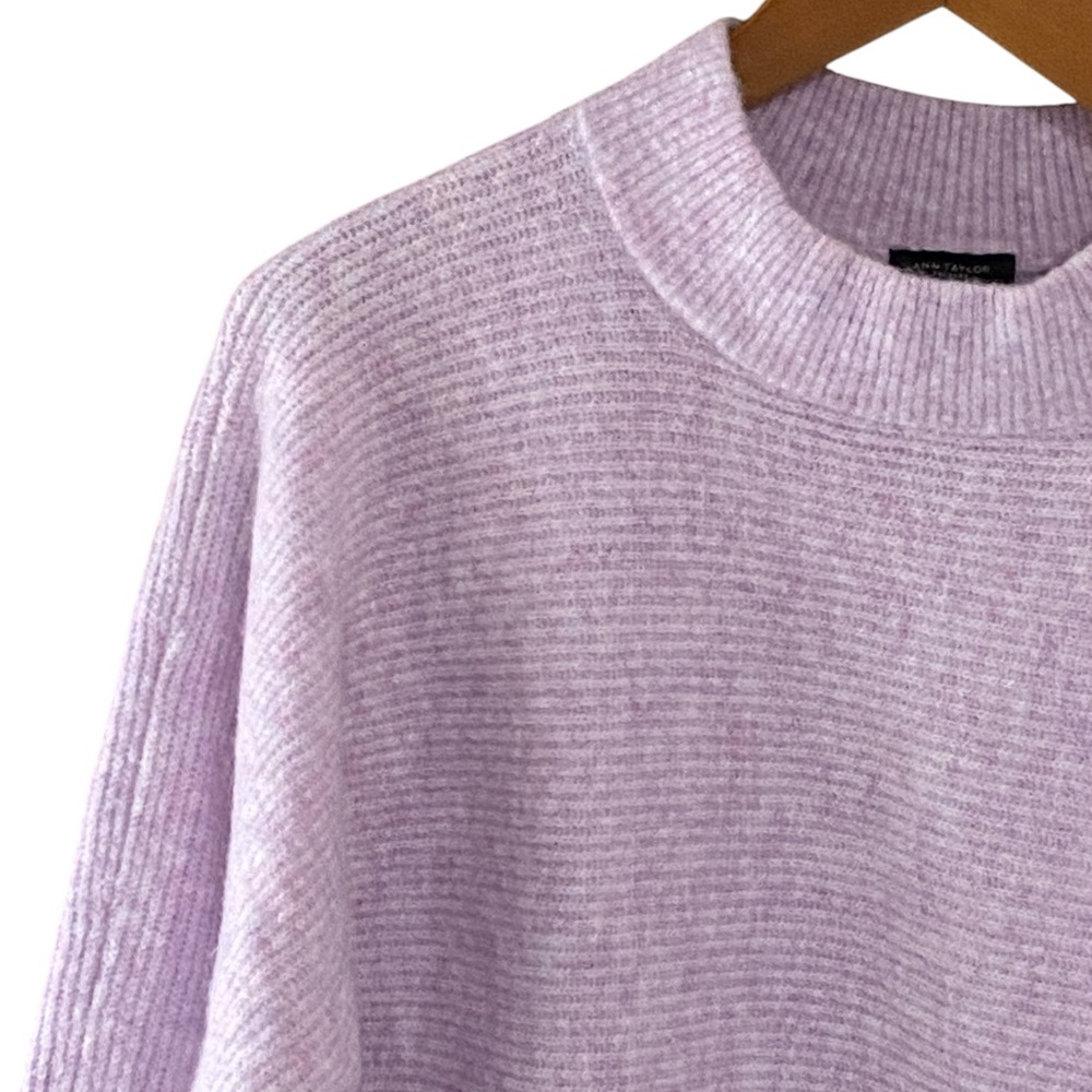 Ann Taylor Factory Cozy Ribbed Balloon Sleeve Sweater Size Medium - Picture 7 of 15